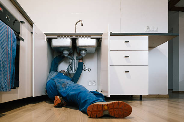 Professional Plumbing technician working in Saint Joseph, TN